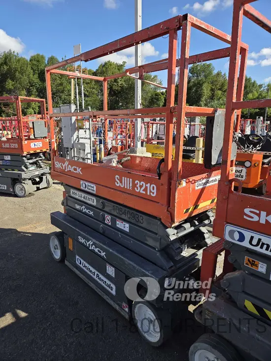2018 Skyjack SJIII3219 Scissor Lift