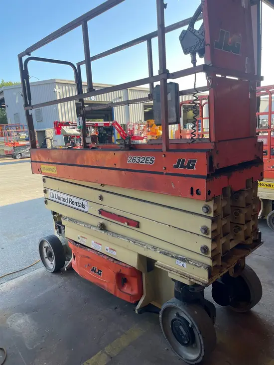 2017 JLG 2632ES Scissor Lift