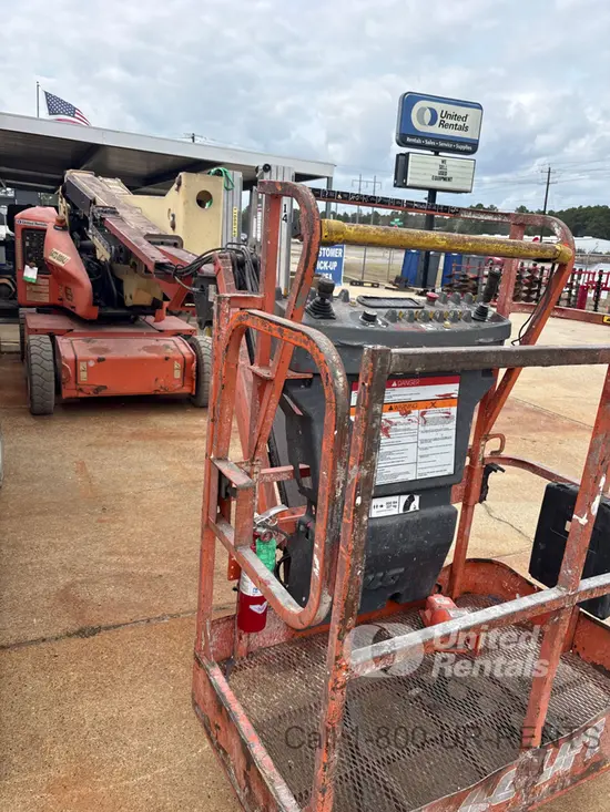 2018 JLG E400AJPN Articulating Boom Lift