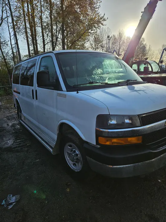 2014 Chevrolet E3500EXTLTGRWD