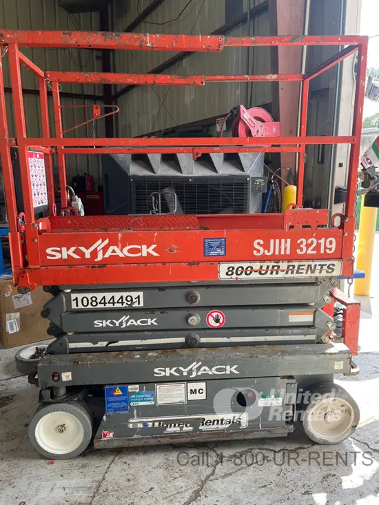 2018 Skyjack SJIII3219 Scissor Lift