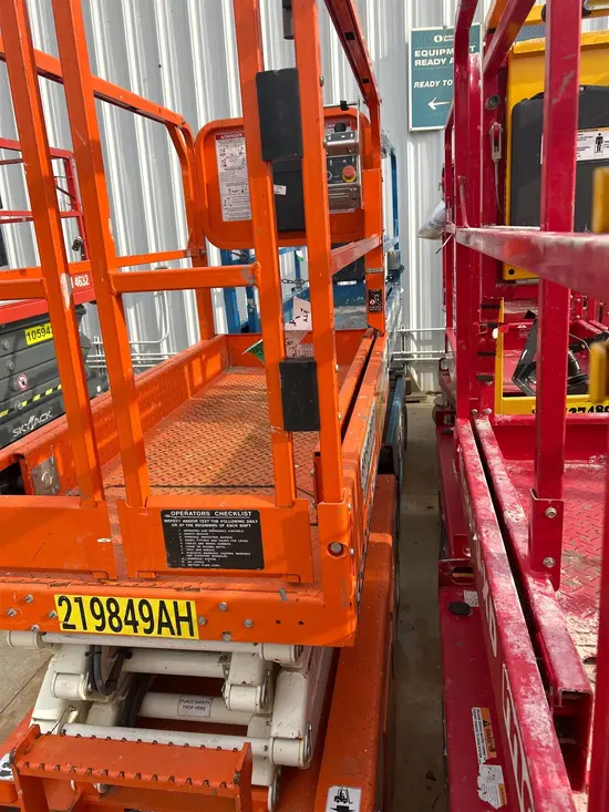 2019 Snorkel S3219E Scissor Lift