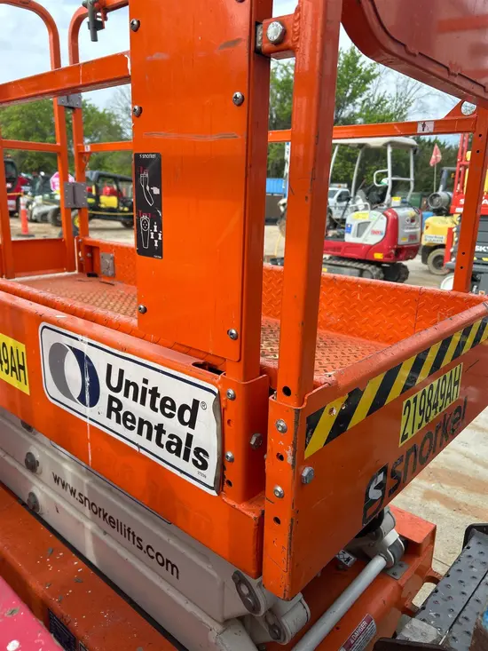 2019 Snorkel S3219E Scissor Lift