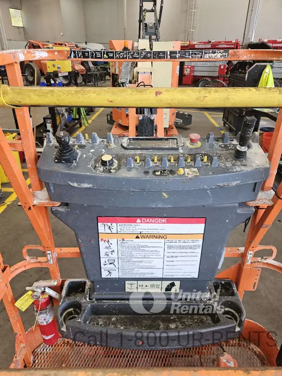 2018 JLG E300AJP Articulating Boom Lift