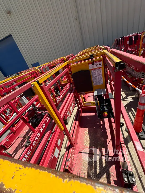 2021 MEC MICRO 13-XD Scissor Lift