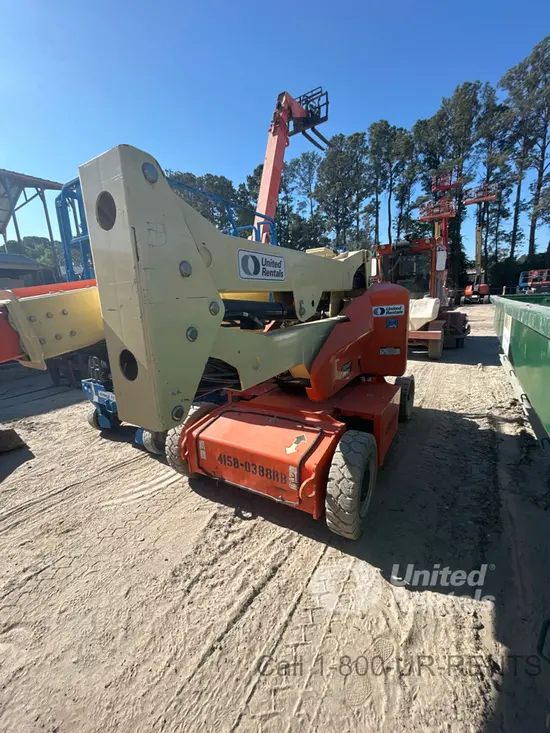 2018 JLG E400AJPN Articulating Boom Lift