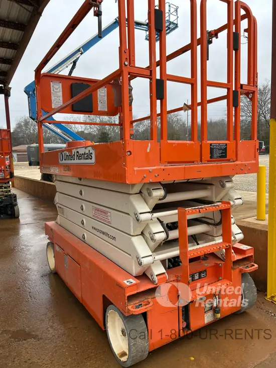 2019 Snorkel S4732E Scissor Lift