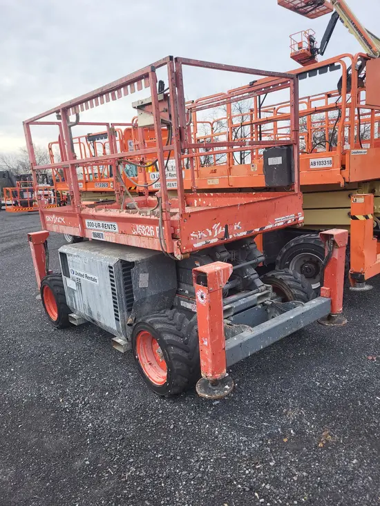 2017 Skyjack SJ6826RT Rough Terrain Scissor Lift