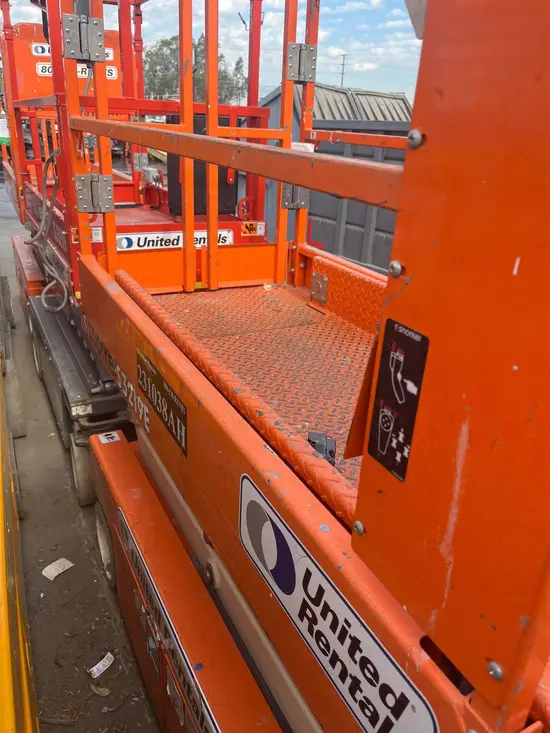 2019 Snorkel S3219E Scissor Lift