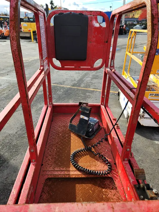 2019 MEC 1330SE Scissor Lift