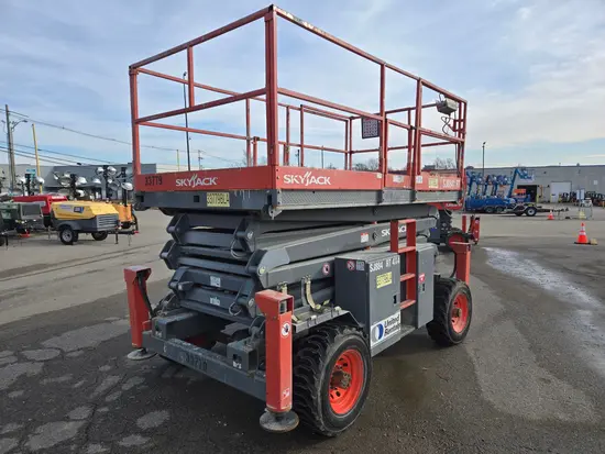 2016 Skyjack SJ8841RT Rough Terrain Scissor Lift
