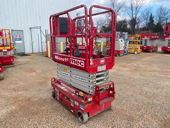 2018 MEC MICRO 19 Scissor Lift