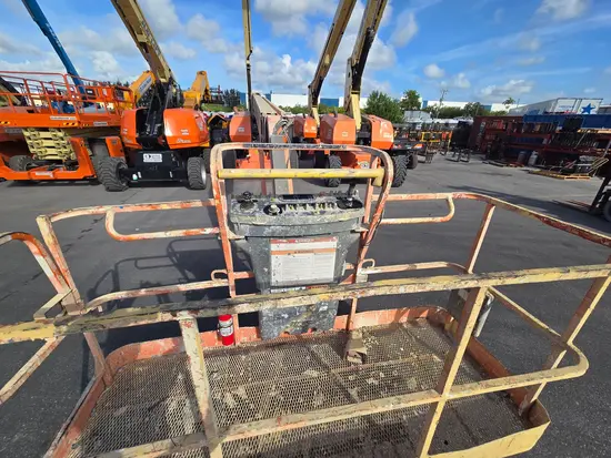 2019 JLG 860SJ Boom Lift