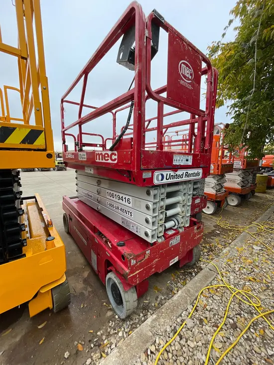 2017 MEC 3346SE Scissor Lift
