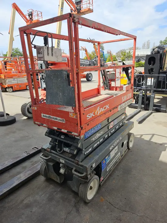 2018 Skyjack SJIII3219 Scissor Lift
