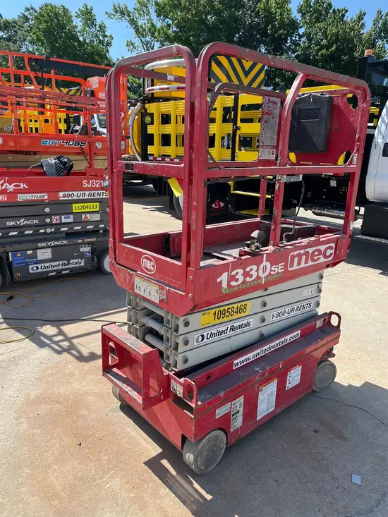 2019 MEC 1330SE Scissor Lift
