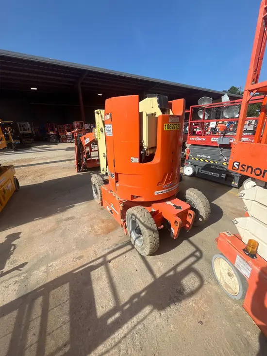 2017 JLG E300AJP Articulating Boom Lift