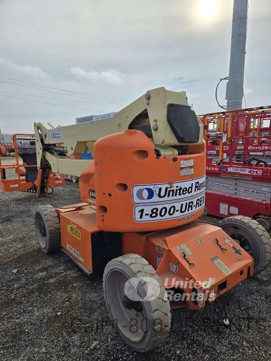 2017 JLG E450AJ Articulating Boom Lift