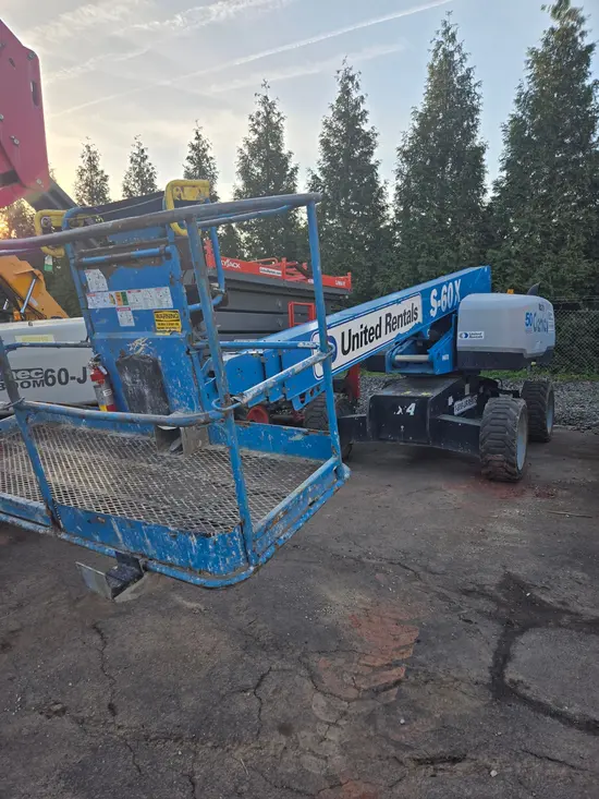 2016 Genie S-60X Boom Lift