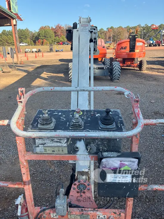 2017 Snorkel TB86J Boom Lift