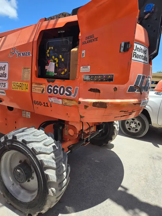 2017 JLG 660SJ Boom Lift