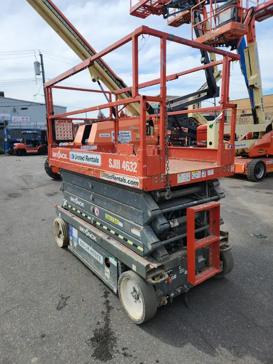 2017 Skyjack SJIII4632 Scissor Lift