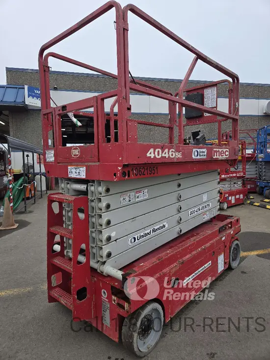 2017 MEC 4046SE Scissor Lift