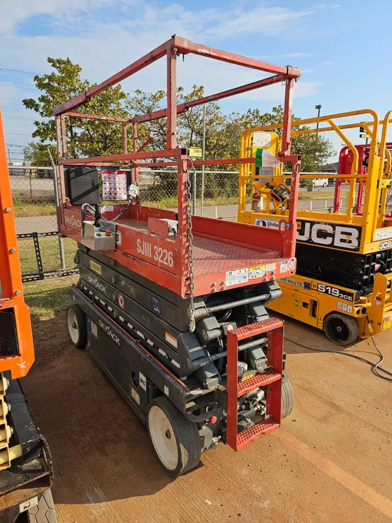 2019 Skyjack SJIII3226 Scissor Lift