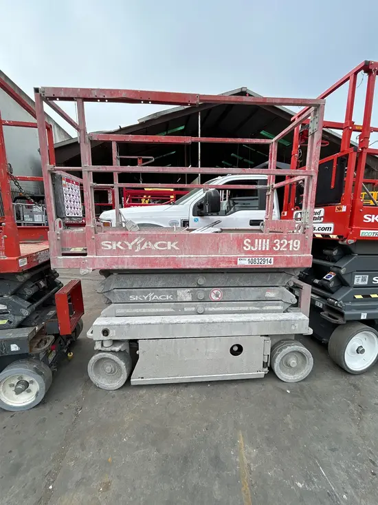 2018 Skyjack SJIII3219 Scissor Lift