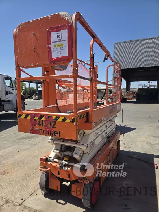 2019 Snorkel S3226E Scissor Lift