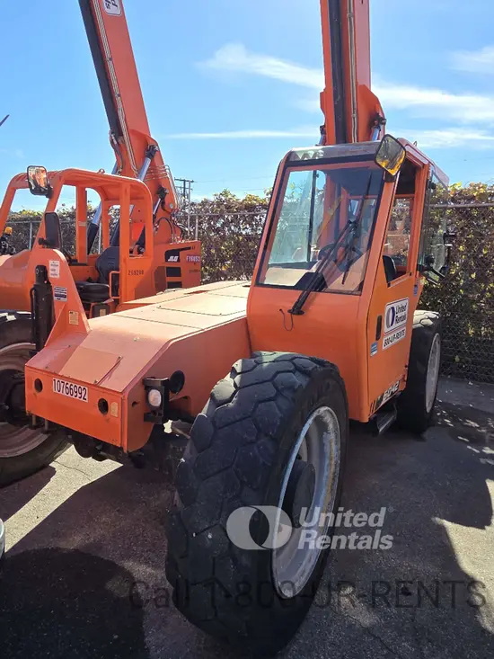 2018 SKYTRAK 6042 Forklift