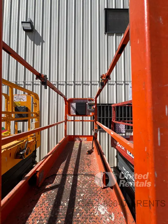 2020 Snorkel S3226E Scissor Lift