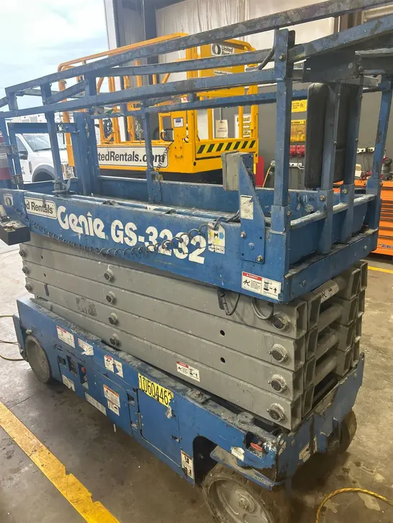 2017 Genie GS-3232 Scissor Lift