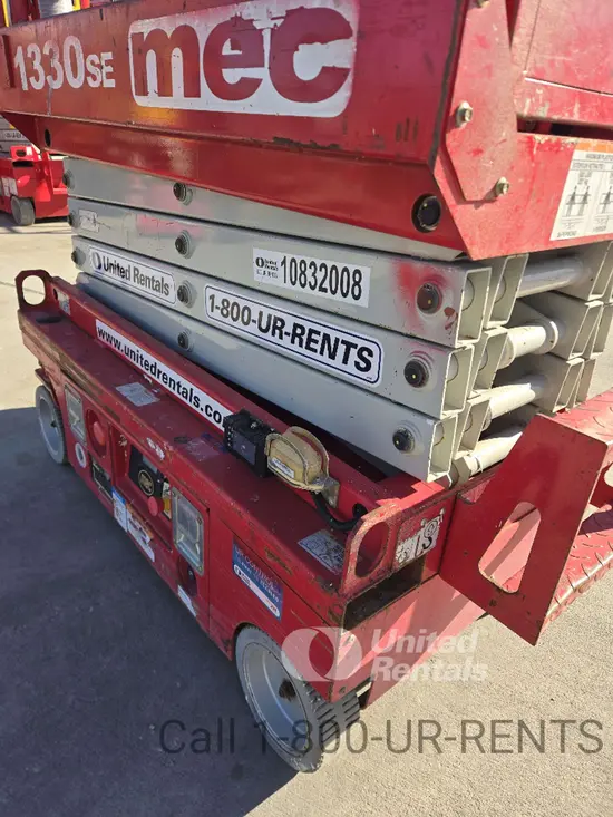 2018 MEC 1330SE Scissor Lift
