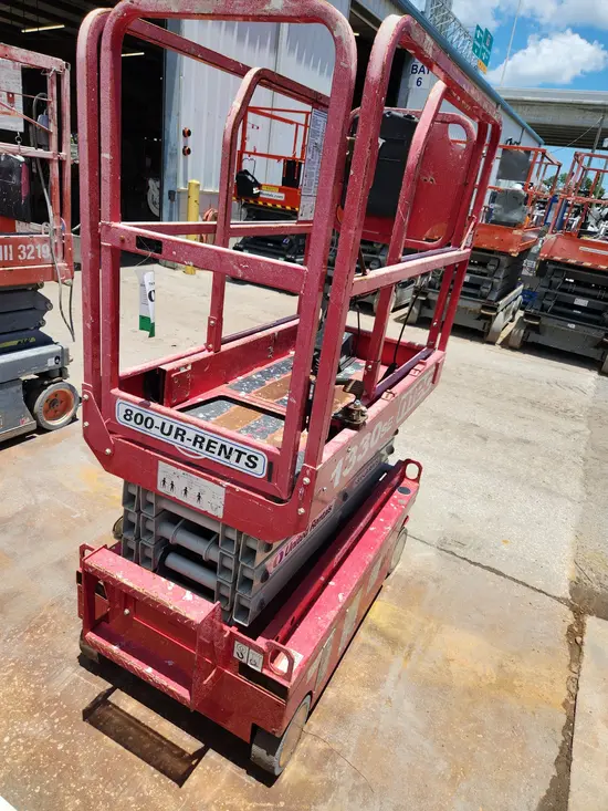 2018 MEC 1330SE Scissor Lift