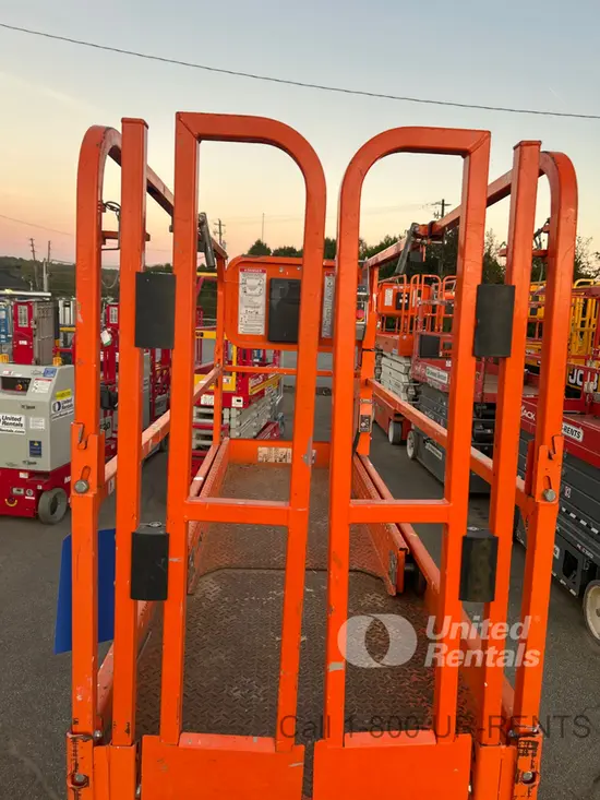 2019 Snorkel S3226E Scissor Lift