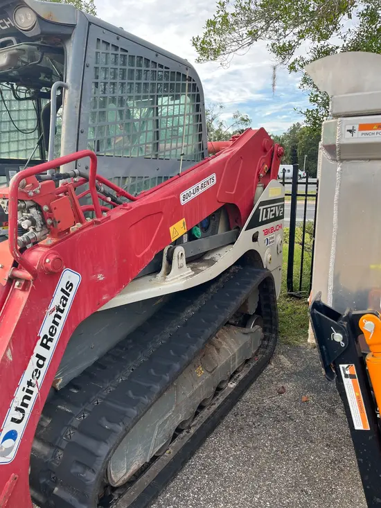 2020 Takeuchi TL12V2-CR Track Loader