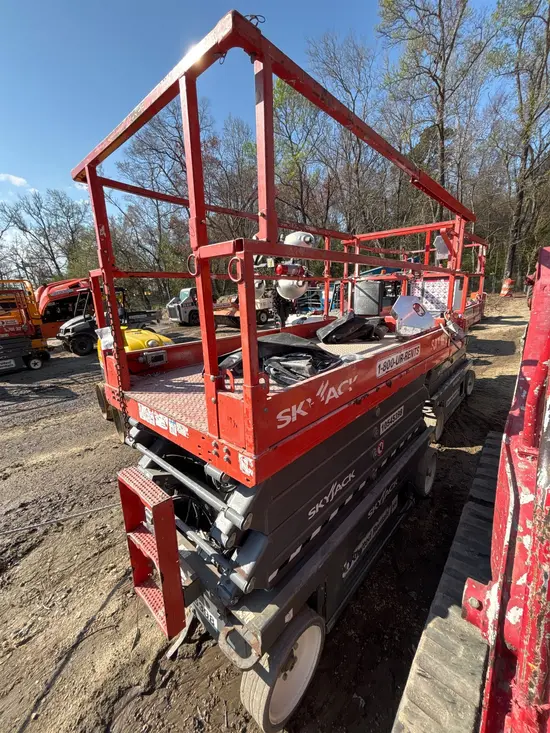 2016 Skyjack SJIII4632 Scissor Lift