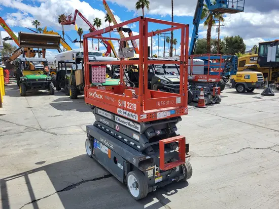 2017 Skyjack SJIII3219 Scissor Lift