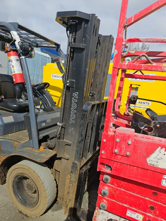 2021 Toyota 8FGU25 Warehouse Forklift
