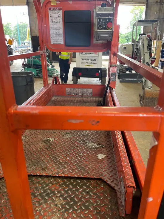 2019 Snorkel S3219E Scissor Lift