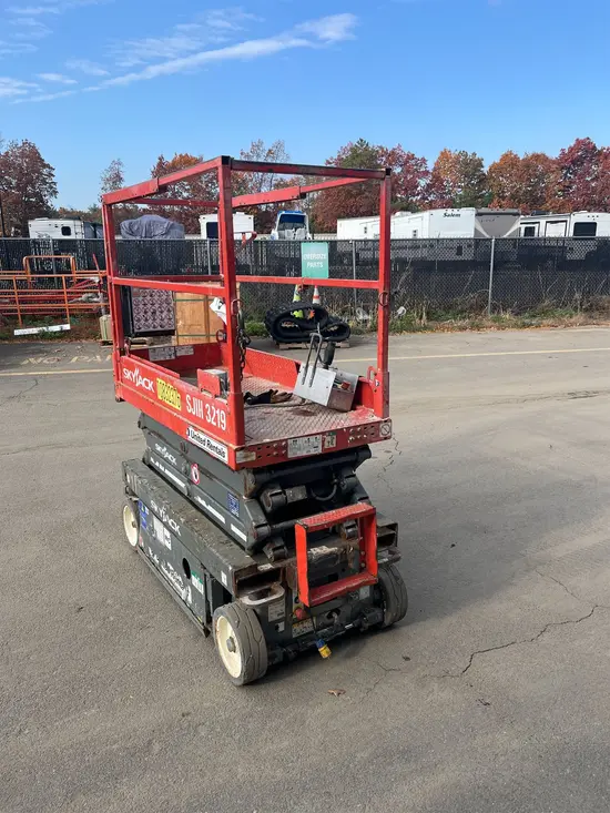 2018 Skyjack SJIII3219 Scissor Lift