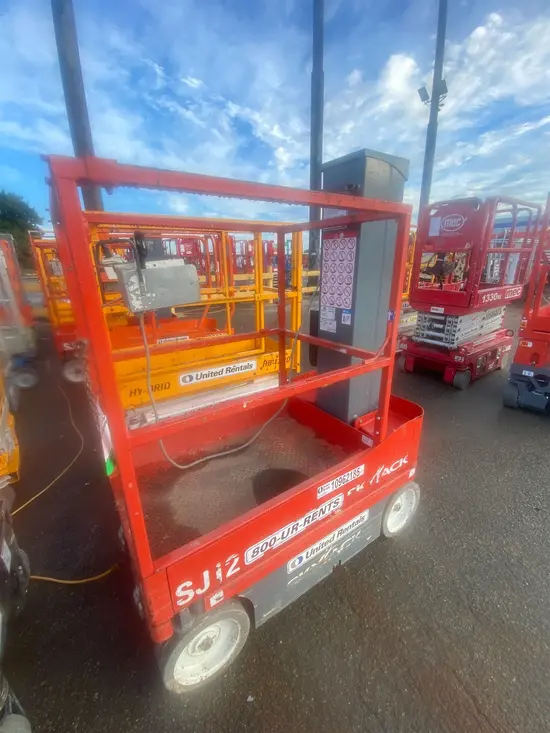 2019 Skyjack SJ12 Self-Propelled One-Person Lift