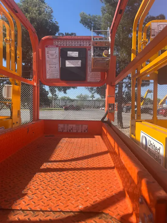 2020 Snorkel S3219E Scissor Lift