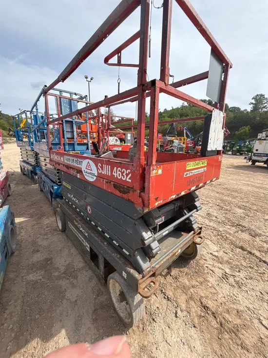 2016 Skyjack SJIII4632 Scissor Lift