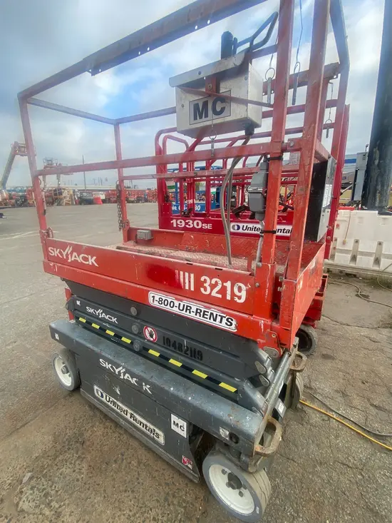 2016 Skyjack SJIII3219 Scissor Lift
