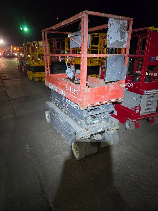 2017 Skyjack SJIII3219 Scissor Lift