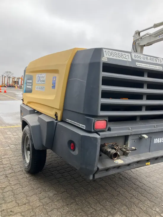2017 Atlas Copco XAS440JD T4F Air Compressor