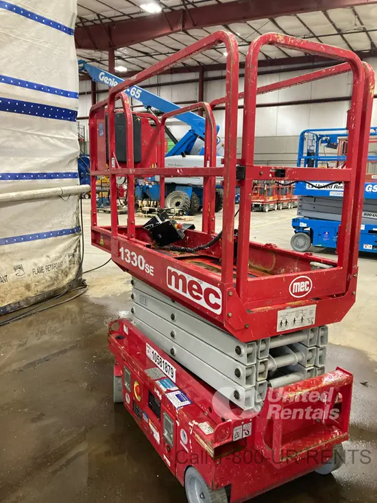 2017 MEC 1330SE Scissor Lift