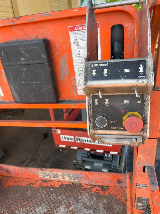2019 Snorkel S4732E Scissor Lift